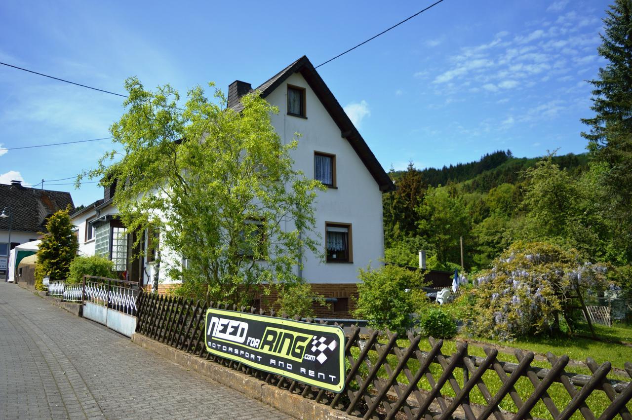 Franky House Am Nuerburgring Bed & Breakfast Quiddelbach Exterior photo